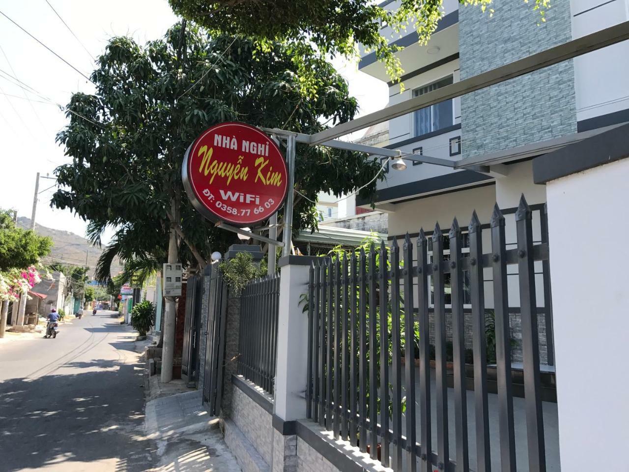 Nguyen Kim Motel ロン・ハイ エクステリア 写真